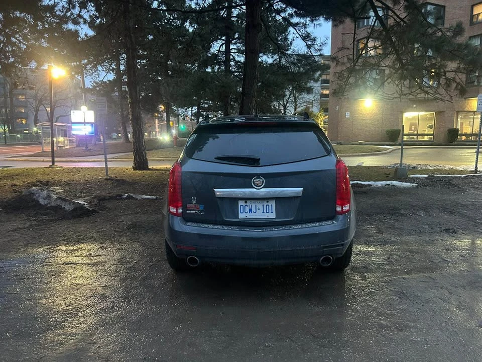 2010 Cadillac SRX - Image 5 of 7