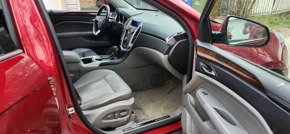 2010 Cadillac SRX - Image 10 of 14