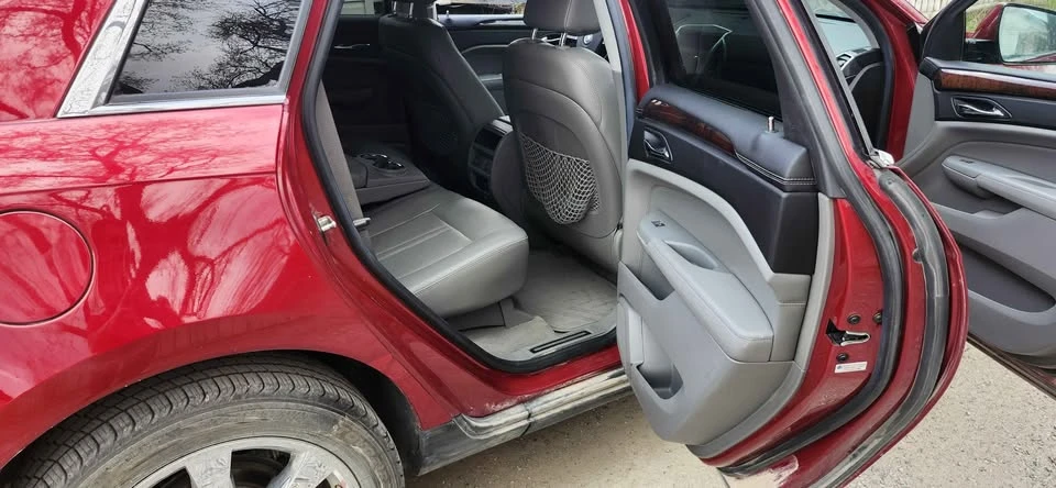 2010 Cadillac SRX - Image 11 of 14