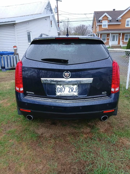 2010 Cadillac SRX - Image 2 of 8