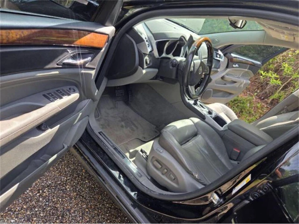 2010 Cadillac SRX - Image 3 of 13