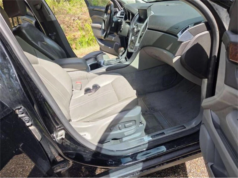 2010 Cadillac SRX - Image 6 of 13