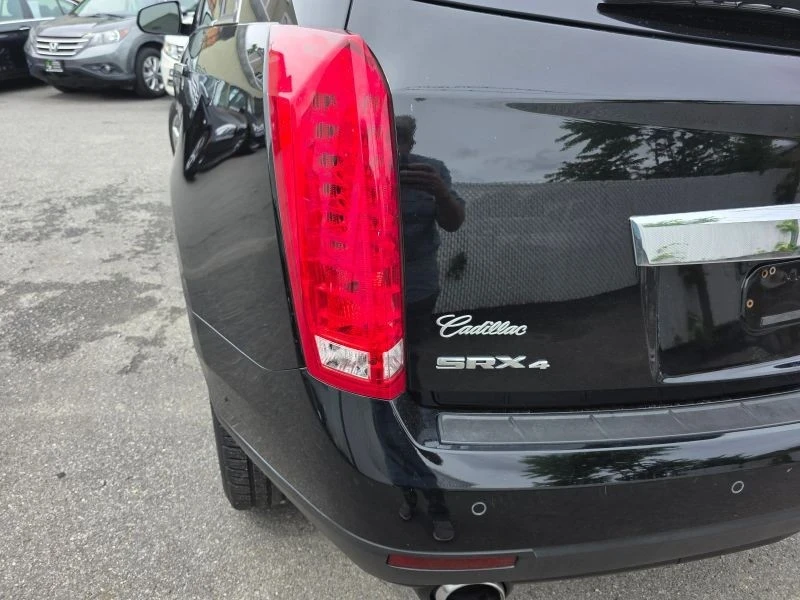 2010 Cadillac SRX - Image 7 of 12