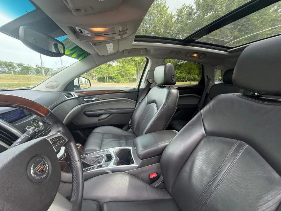 2010 Cadillac SRX - Image 7 of 21