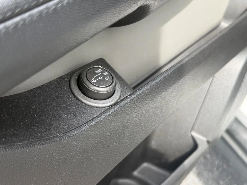 2010 Cadillac SRX - Image 4 of 21