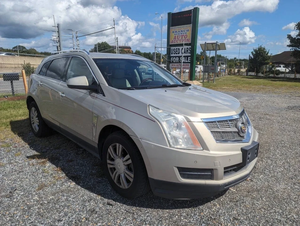 2010 Cadillac SRX - Image 2 of 21