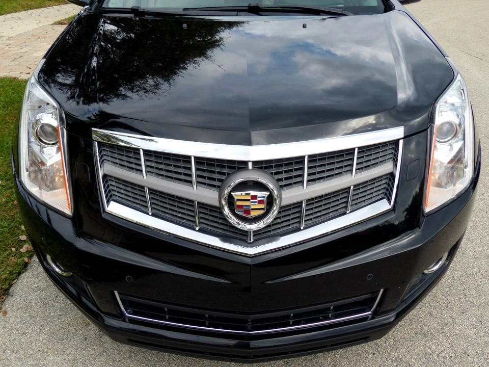 2010 Cadillac SRX - Image 2 of 21