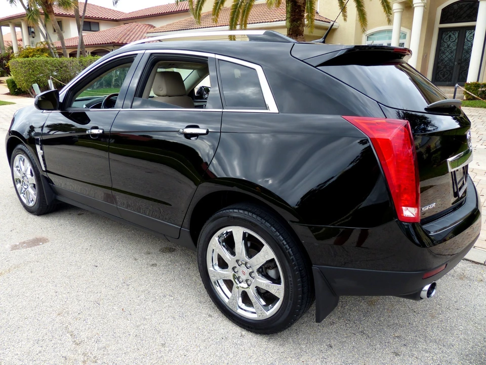 2010 Cadillac SRX - Image 18 of 21