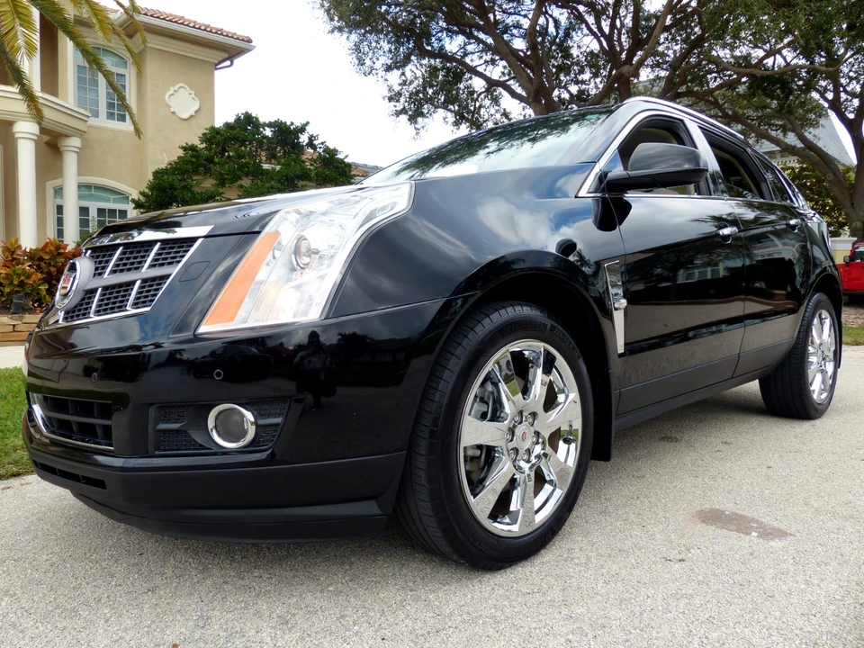 2010 Cadillac SRX - Image 9 of 21