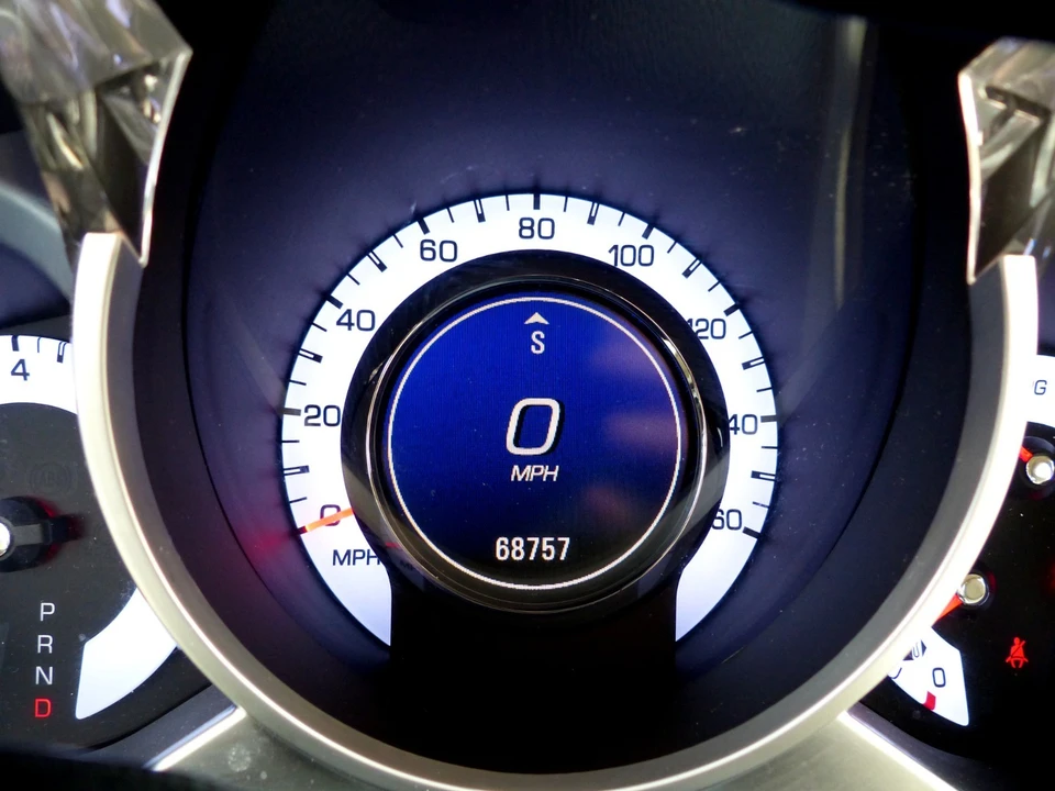 2010 Cadillac SRX - Image 8 of 21