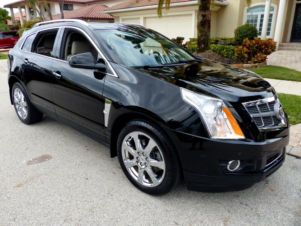 2010 Cadillac SRX - Image 10 of 21