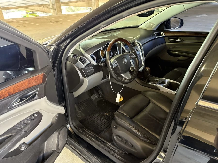 2010 Cadillac SRX - Image 5 of 6