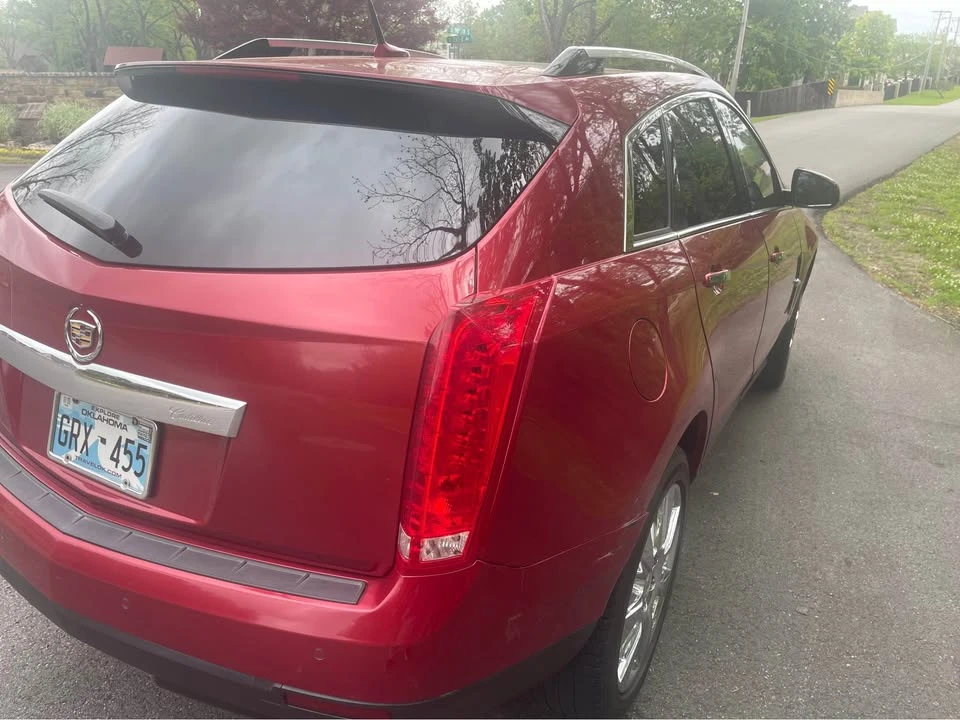 2010 Cadillac SRX - Image 4 of 7