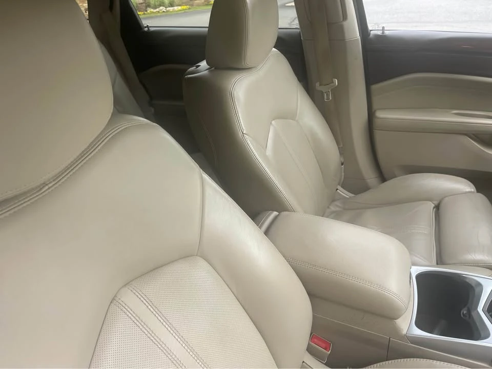 2010 Cadillac SRX - Image 3 of 7