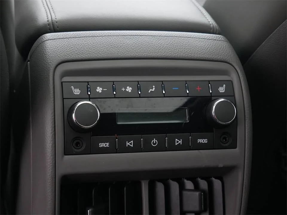 2010 Cadillac SRX - Image 8 of 9