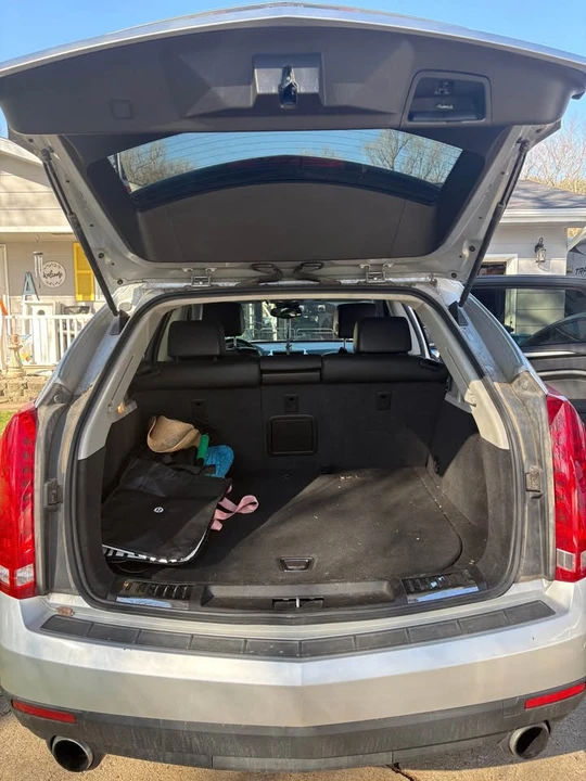 2010 Cadillac SRX - Image 4 of 6