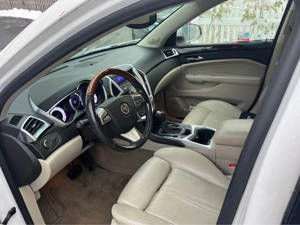 2010 Cadillac SRX - Image 4 of 6