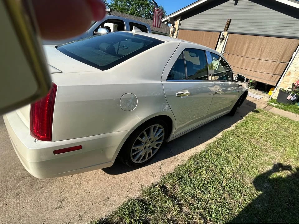 2010 Cadillac STS - Image 5 of 13
