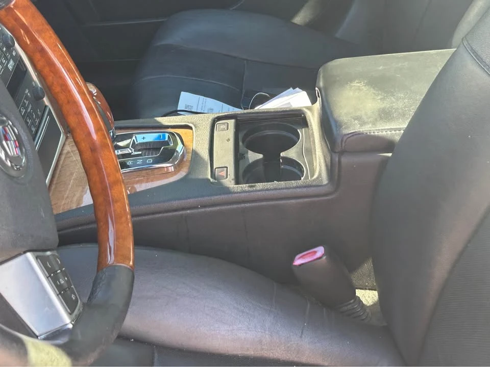 2010 Cadillac STS - Image 11 of 13