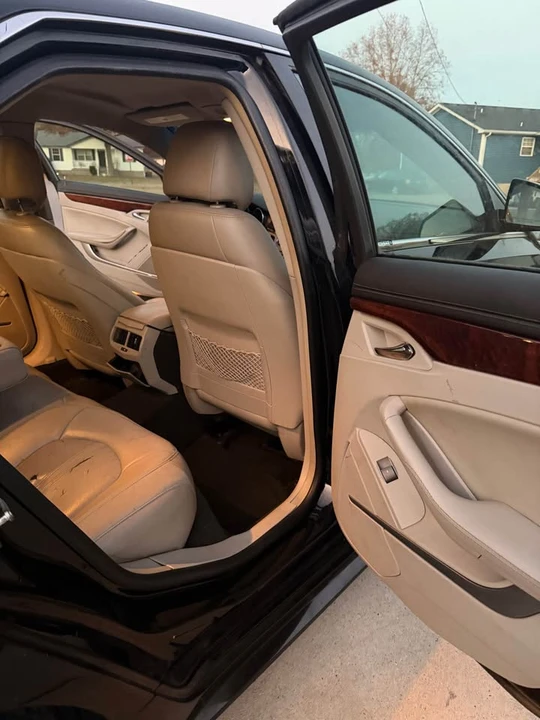2010 Cadillac STS-V - Image 8 of 15