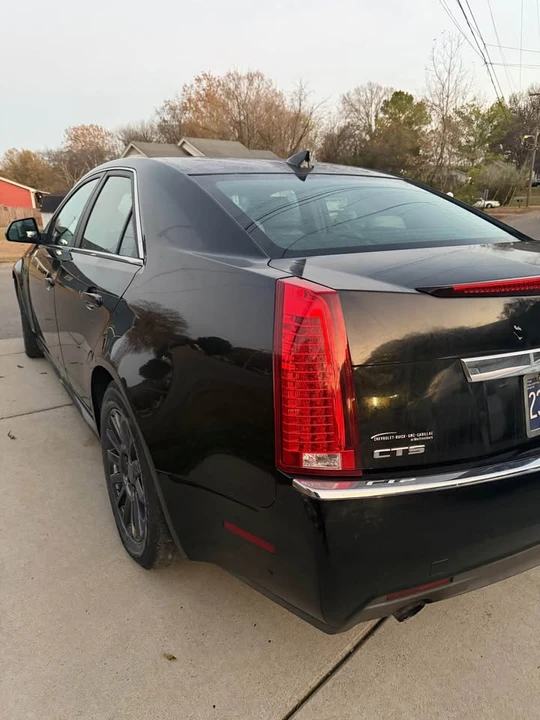 2010 Cadillac STS-V - Image 14 of 15