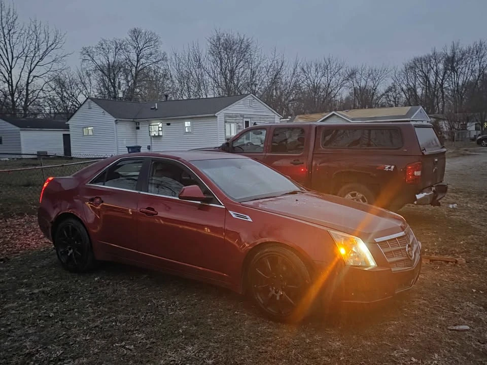 2010 Cadillac STS-V - Image 3 of 4