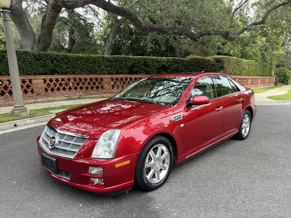 2010 Cadillac STS - Image 2 of 31