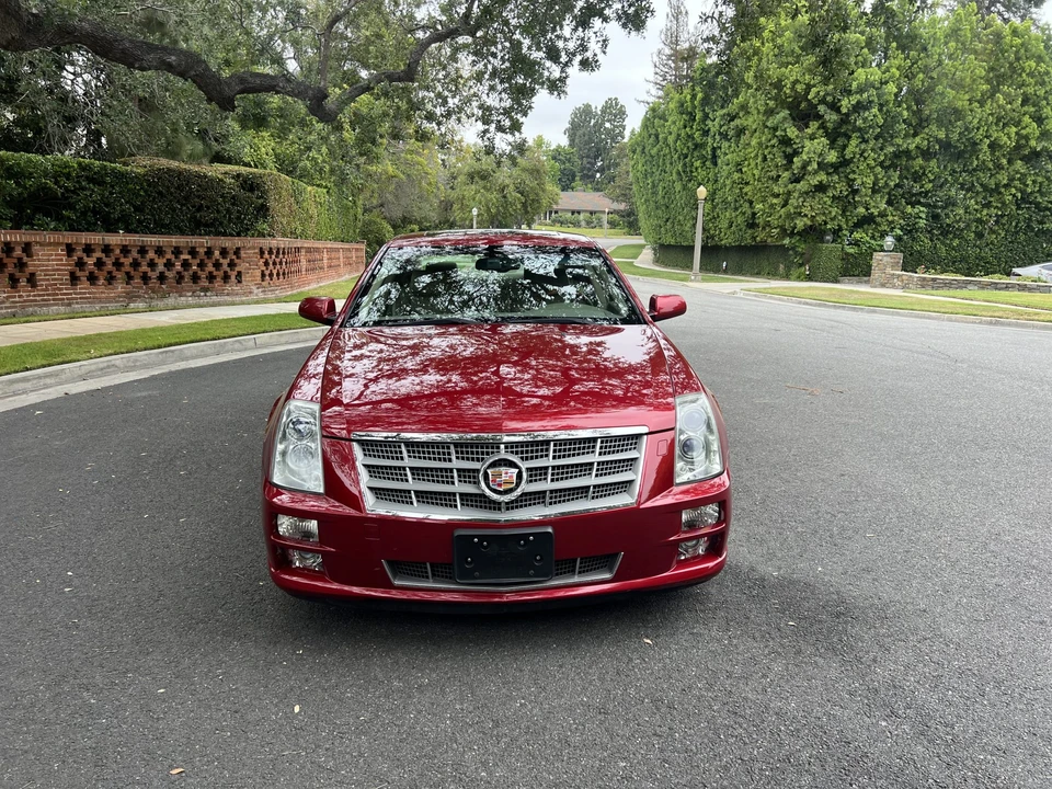 2010 Cadillac STS - Image 3 of 31