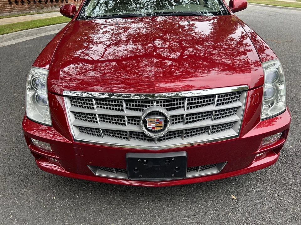 2010 Cadillac STS - Image 15 of 31