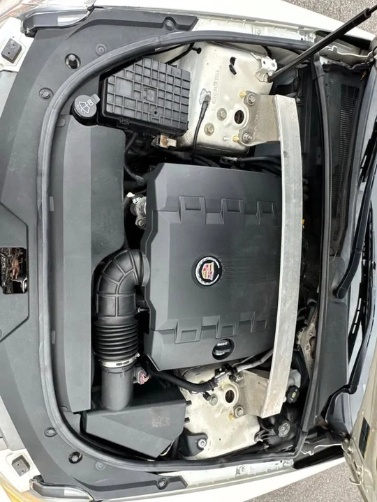 2010 Cadillac CTS 2nd Gen - Image 14 of 19