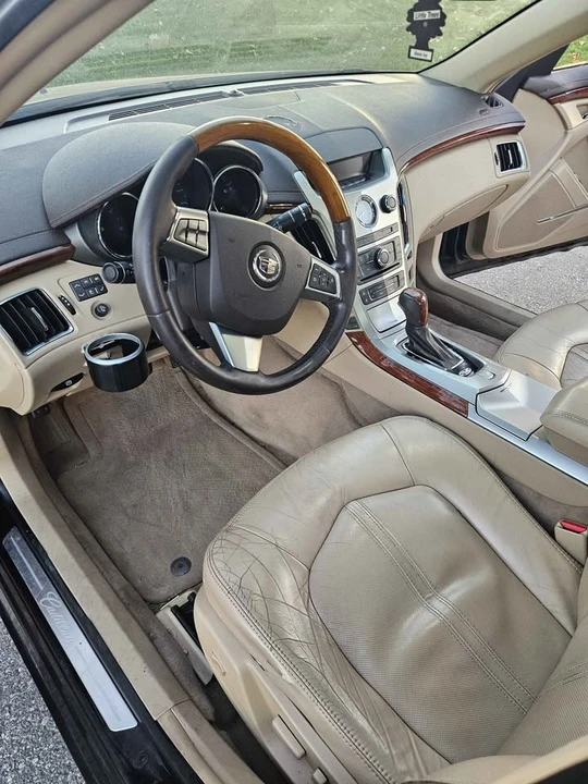 2010 Cadillac CT4 - Image 6 of 8