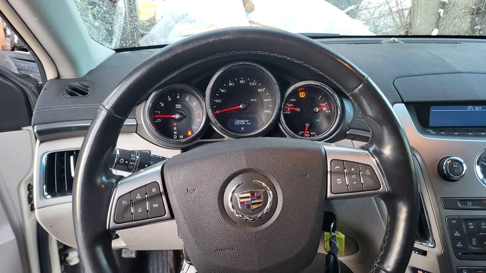 2010 Cadillac CT4 - Image 8 of 10