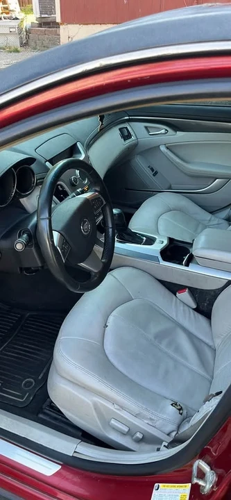 2010 Cadillac CT4 - Image 7 of 8