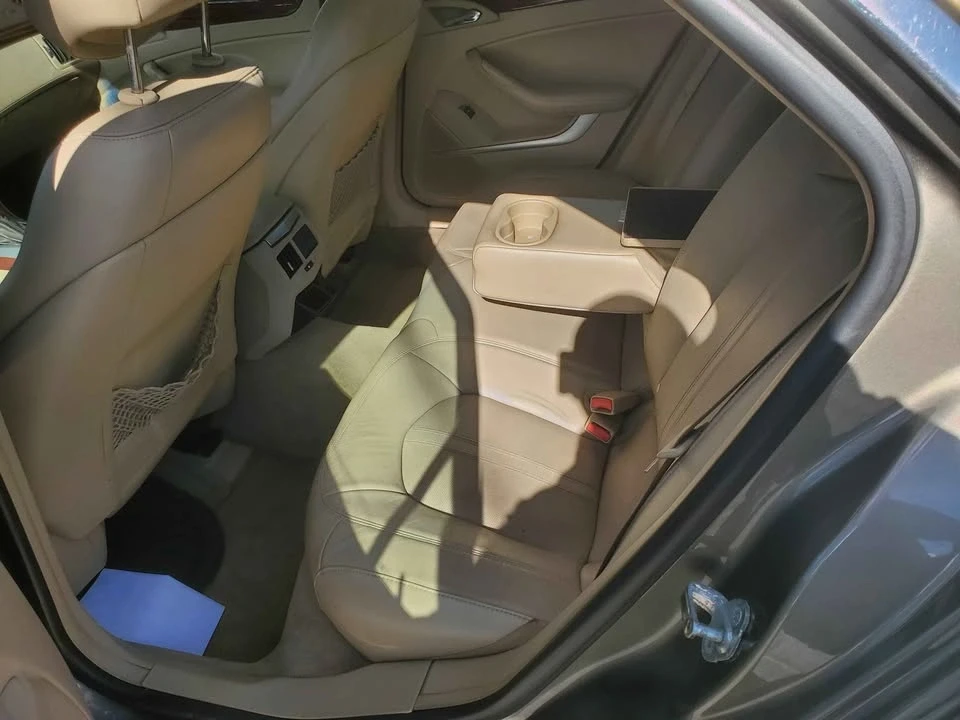 2010 Cadillac CT4 - Image 4 of 8