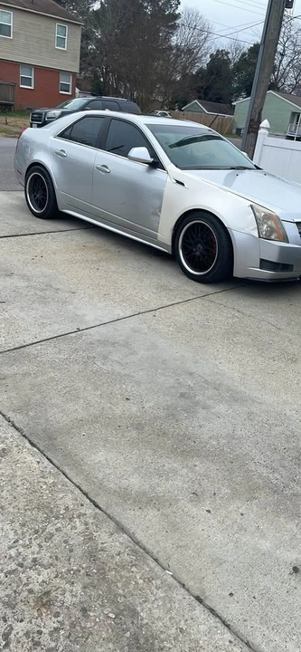 2010 Cadillac CT4 - Image 4 of 5