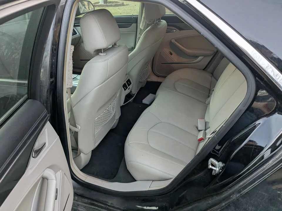 2010 Cadillac CT4 - Image 8 of 13