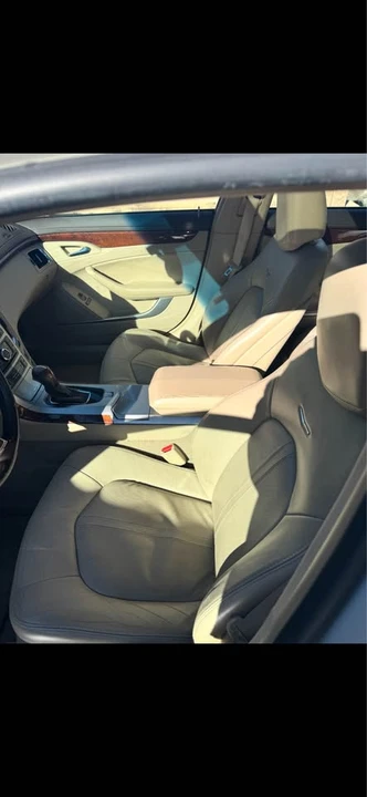 2010 Cadillac CT4 - Image 6 of 7