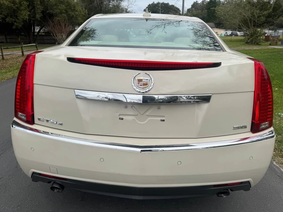 2010 Cadillac CT4 - Image 4 of 11