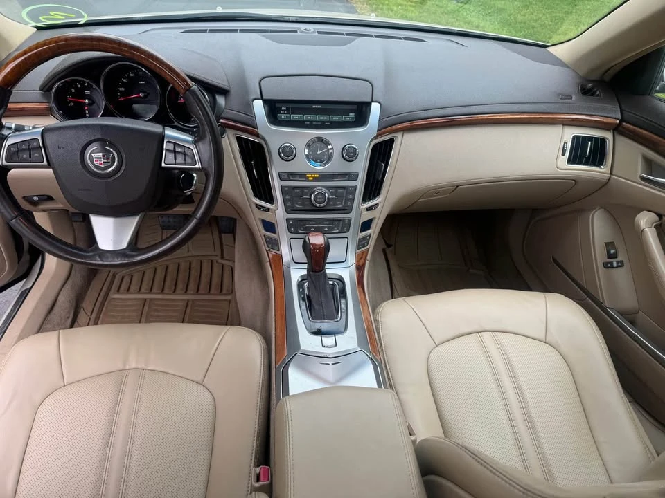 2010 Cadillac CT4 - Image 9 of 11