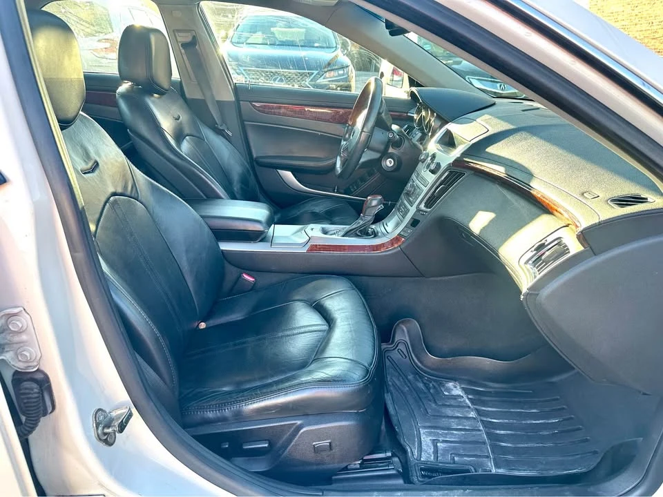 2010 Cadillac CT4 - Image 10 of 21