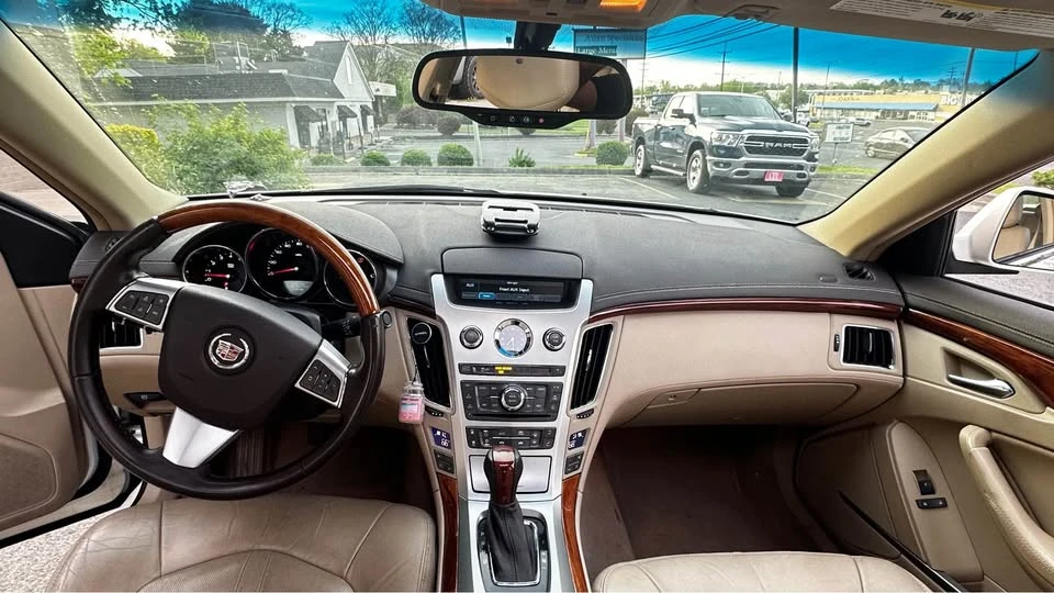 2010 Cadillac CT4 - Image 14 of 15