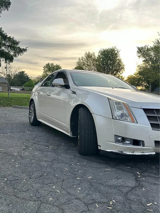 2010 Cadillac CT4 - Image 4 of 15