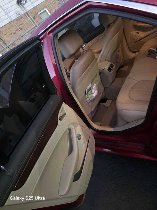 2010 Cadillac CT4 - Image 5 of 6