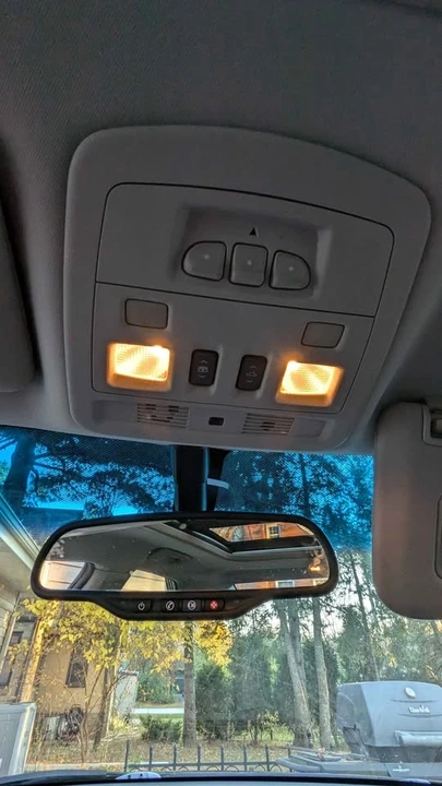 2010 Cadillac CT4 - Image 12 of 18