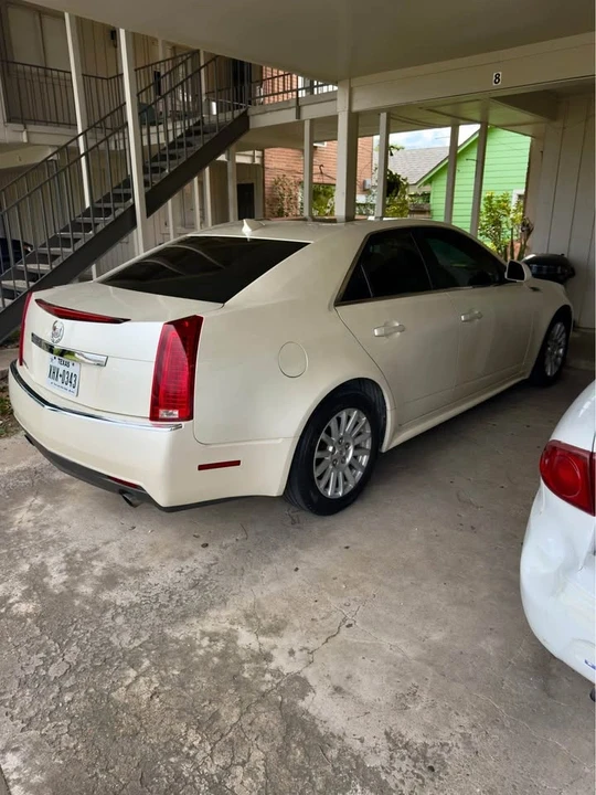 2010 Cadillac CT4 - Image 3 of 4
