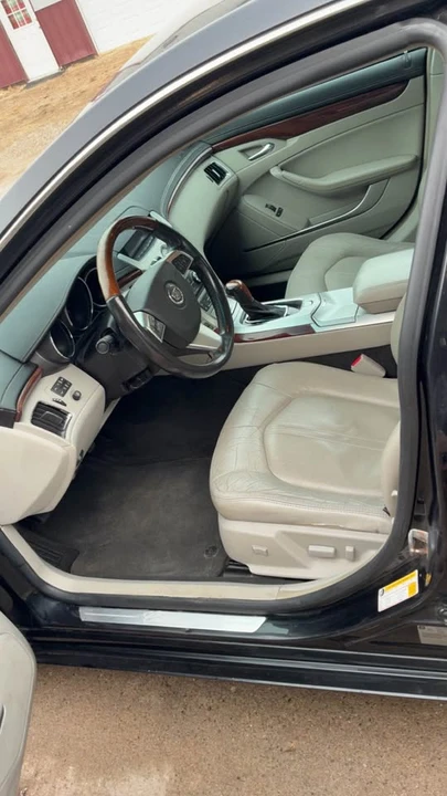 2010 Cadillac CT4 - Image 4 of 8