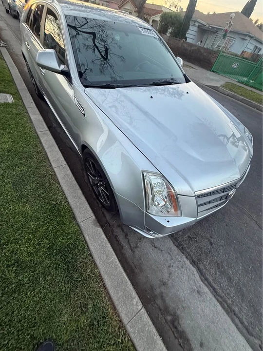 2010 Cadillac CTS 2nd Gen - Image 11 of 15