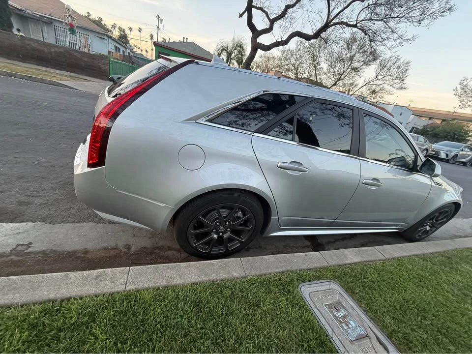 2010 Cadillac CTS 2nd Gen - Image 9 of 15