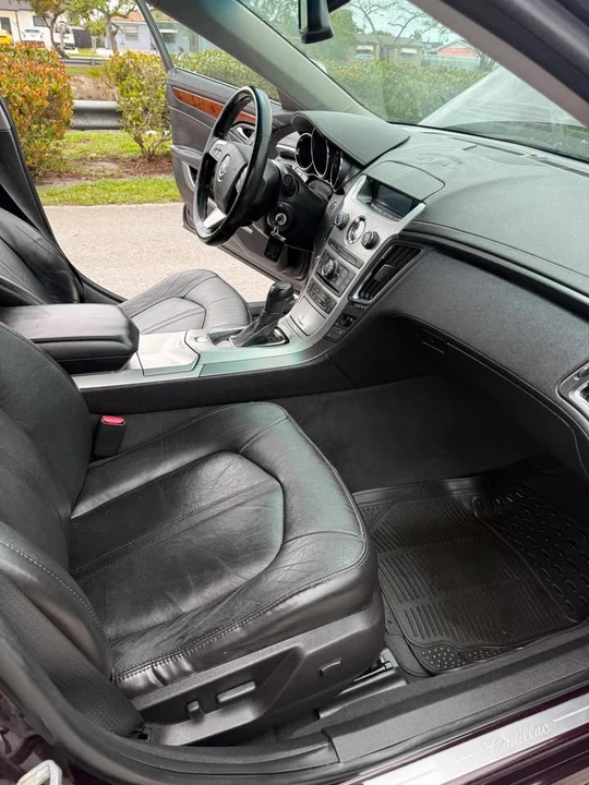 2010 Cadillac CT5 - Image 9 of 10