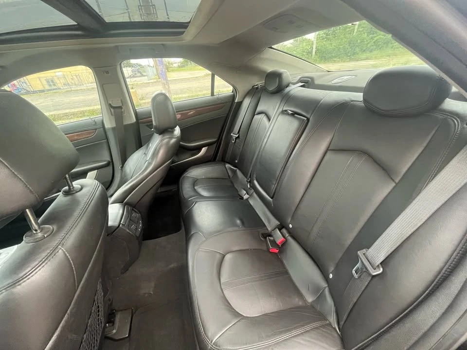 2010 Cadillac CTS 2nd Gen - Image 8 of 10